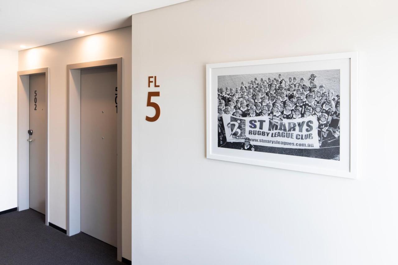 Holiday Inn Sydney St Marys By Ihg Eksteriør billede