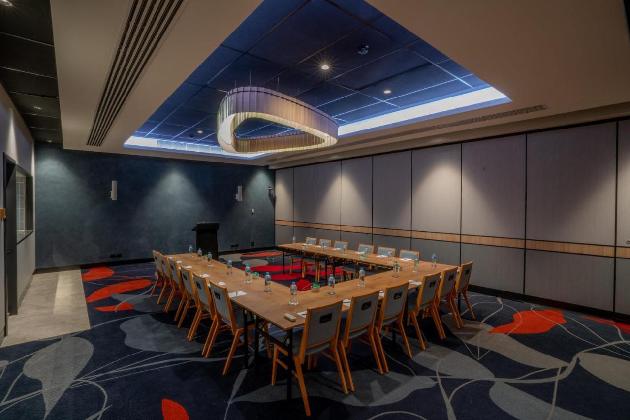 Holiday Inn Sydney St Marys By Ihg Eksteriør billede