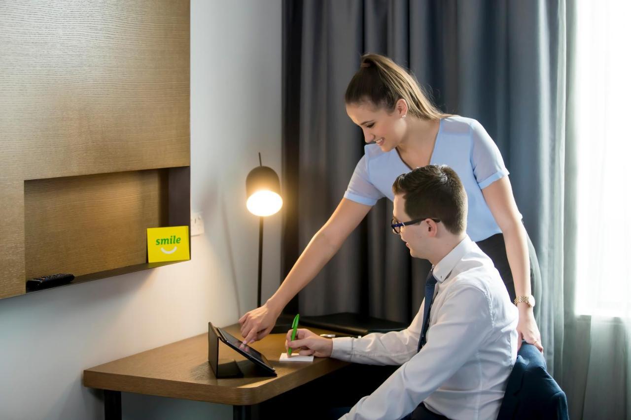 Holiday Inn Sydney St Marys By Ihg Eksteriør billede